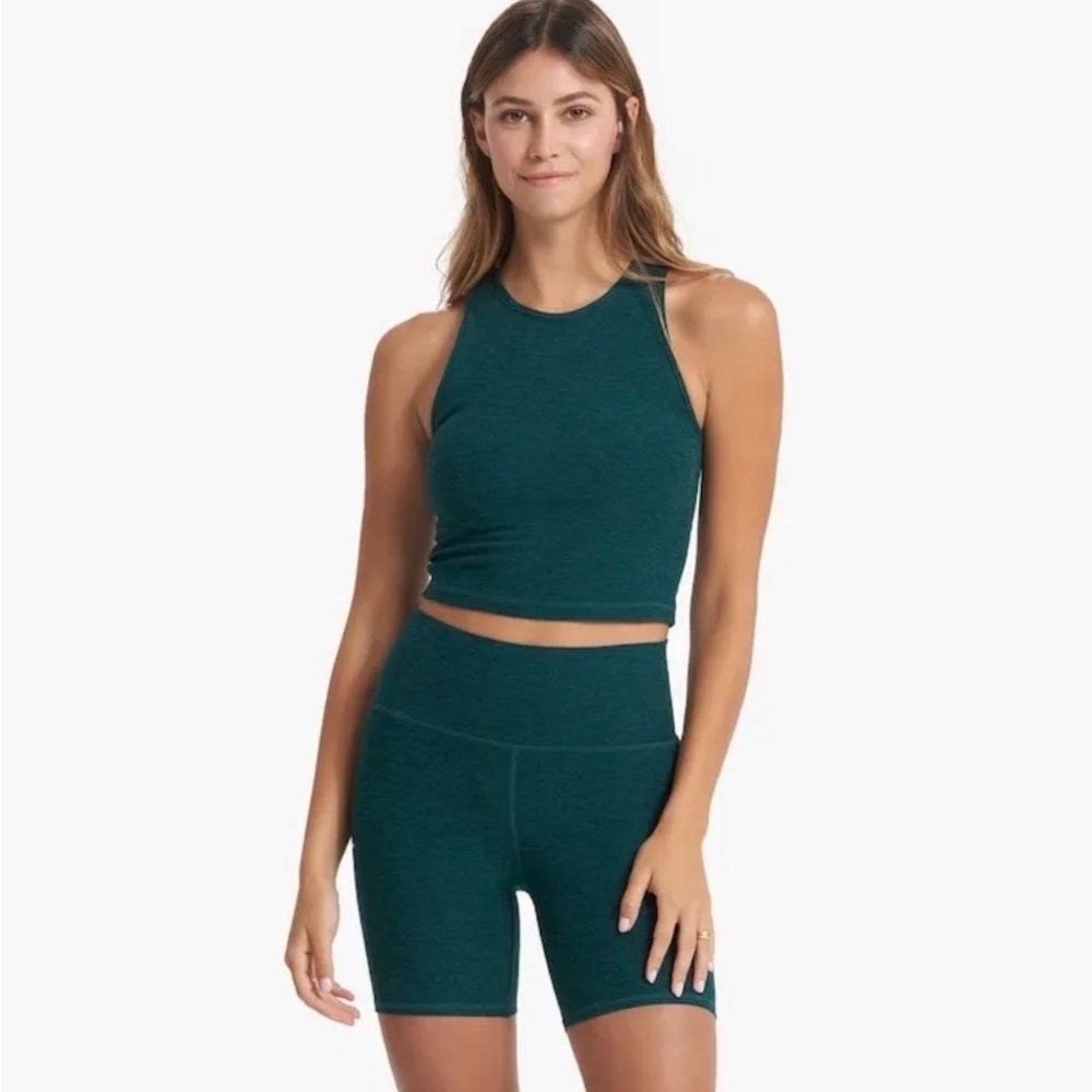 Vuori Jade Elevation Plyo Tank